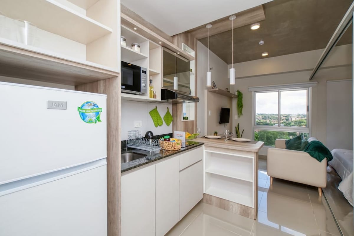 Cozy apt relaxing view – Great Guest Service 604