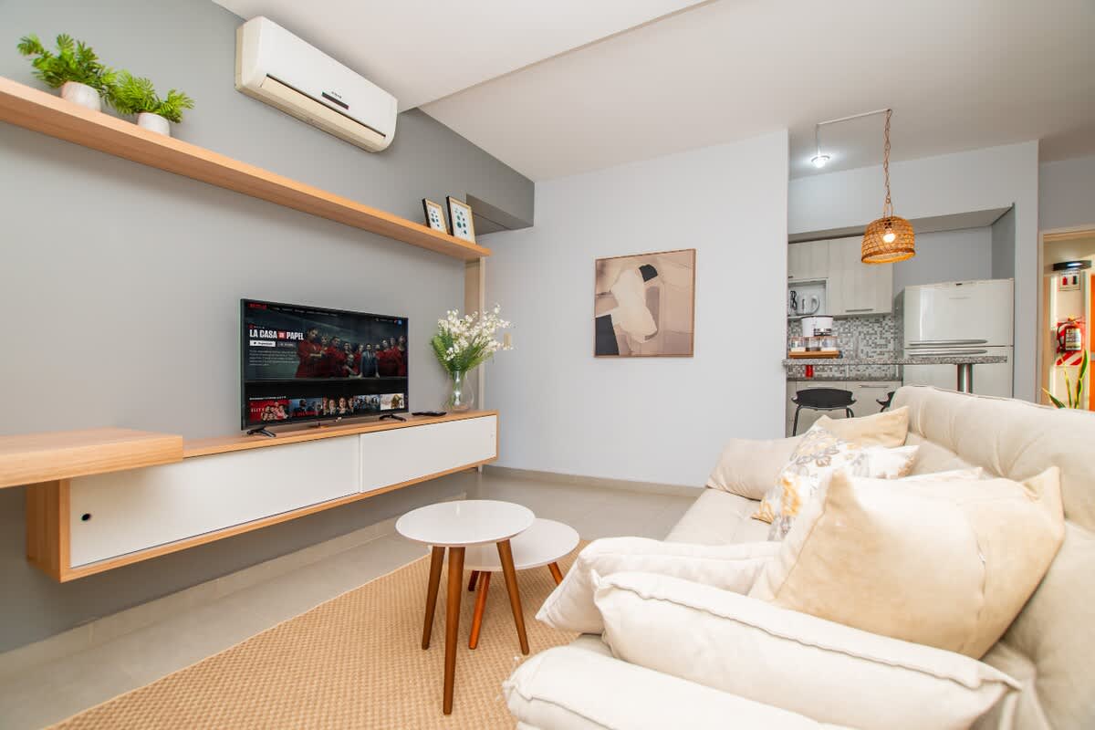 c2461759 d4cc 4c JAyi