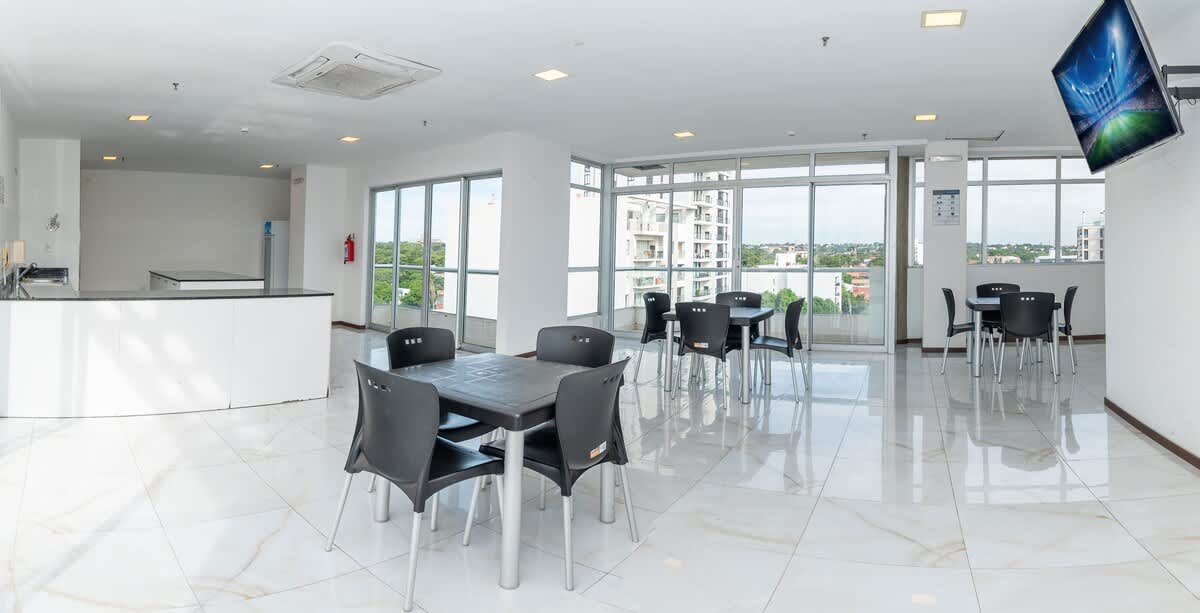 813f8201 a4d8 40 uYyM