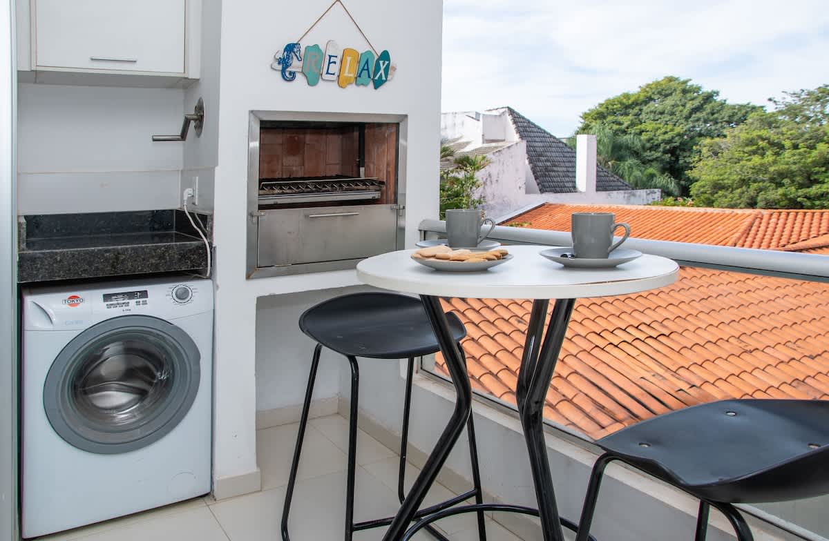 f252c422 c9e3 4c NizmI