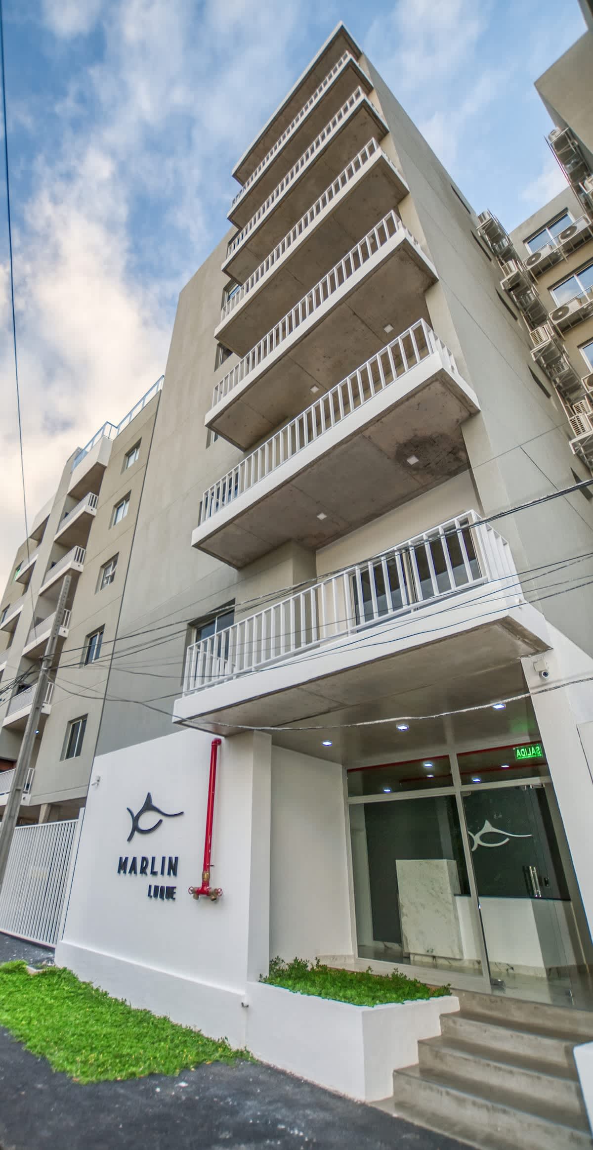 543ba093 2b2a 40 7slq3