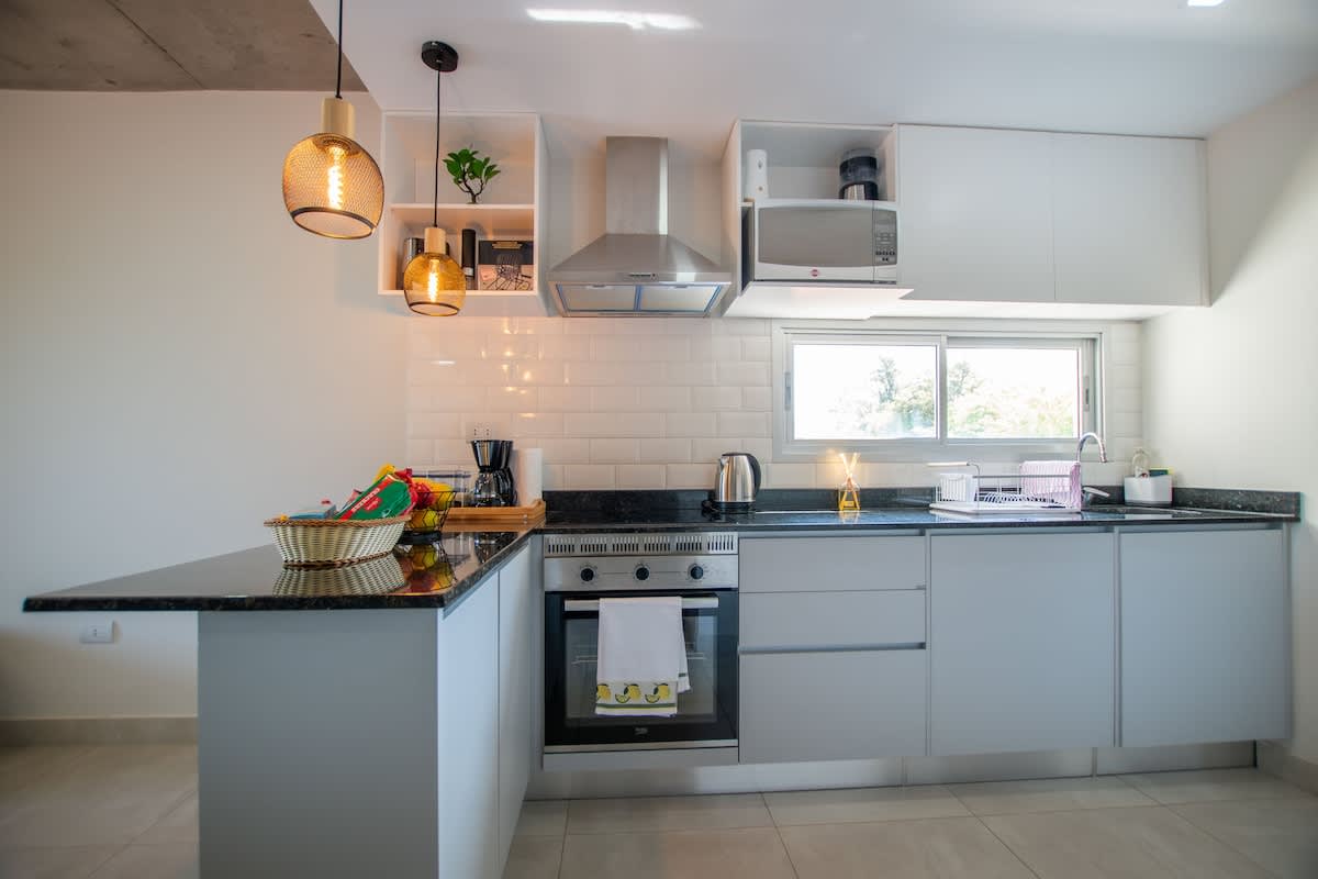 920f8da7 2d80 40 c229n