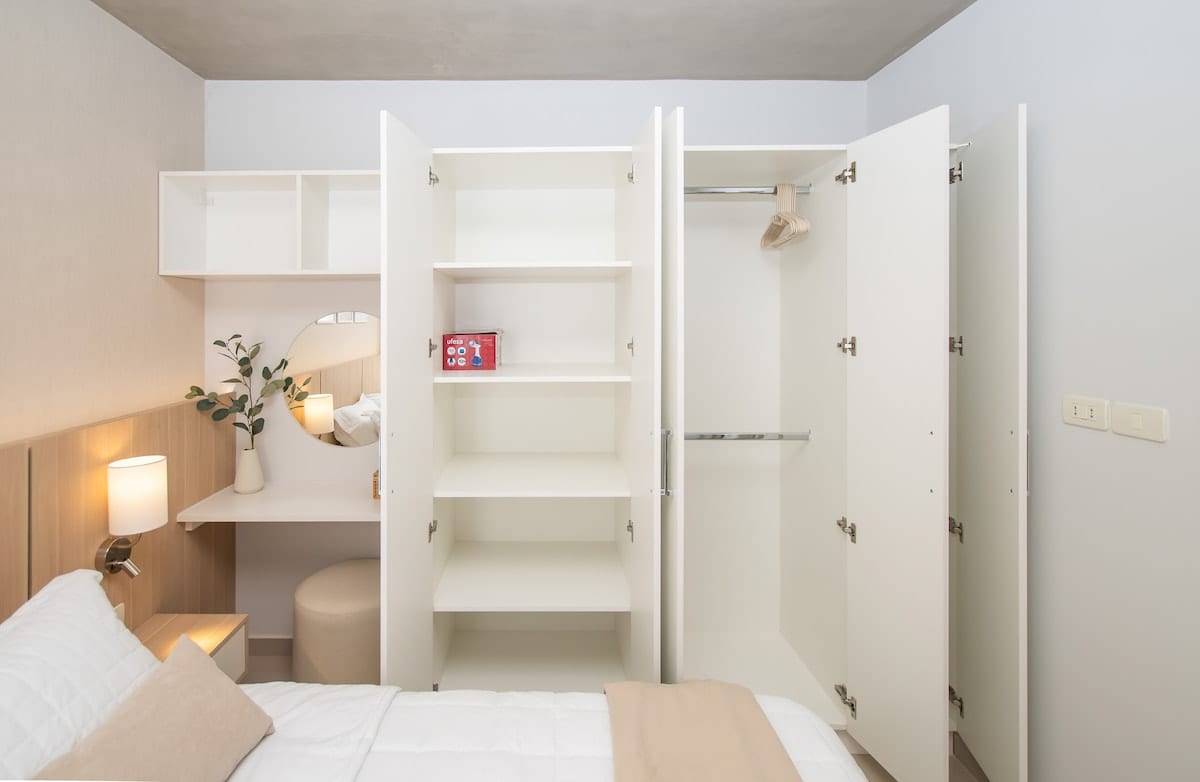Cloth storage, racks,  Dressing table