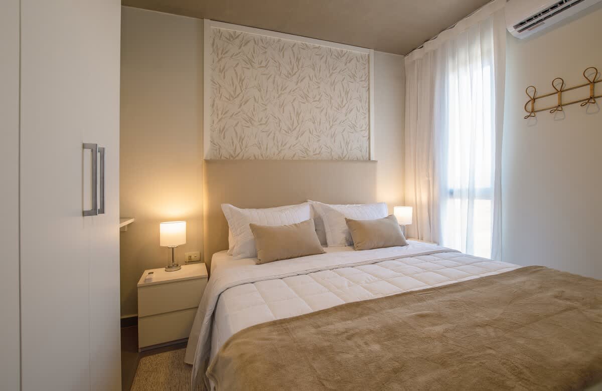 79cbfbb4 32fe 42 W5EO