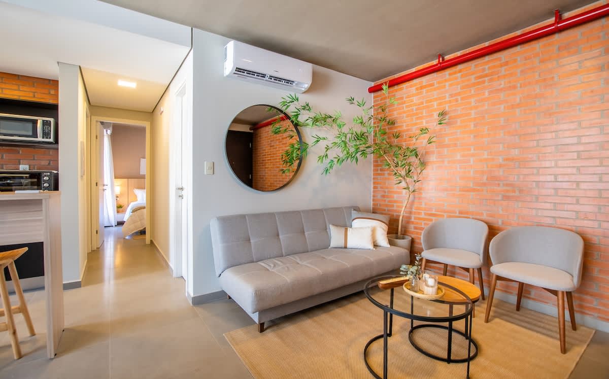 b56c38bb a2e7 48 GdLFj