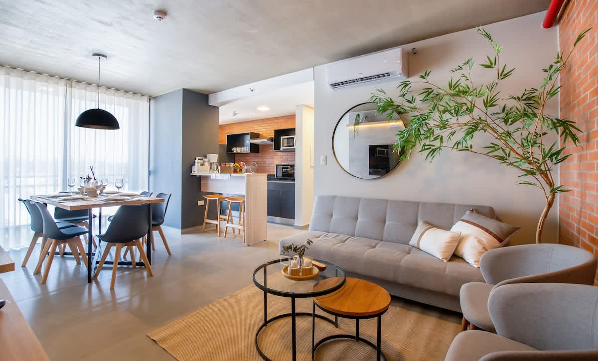 c512ab64 bdc4 4e beIch