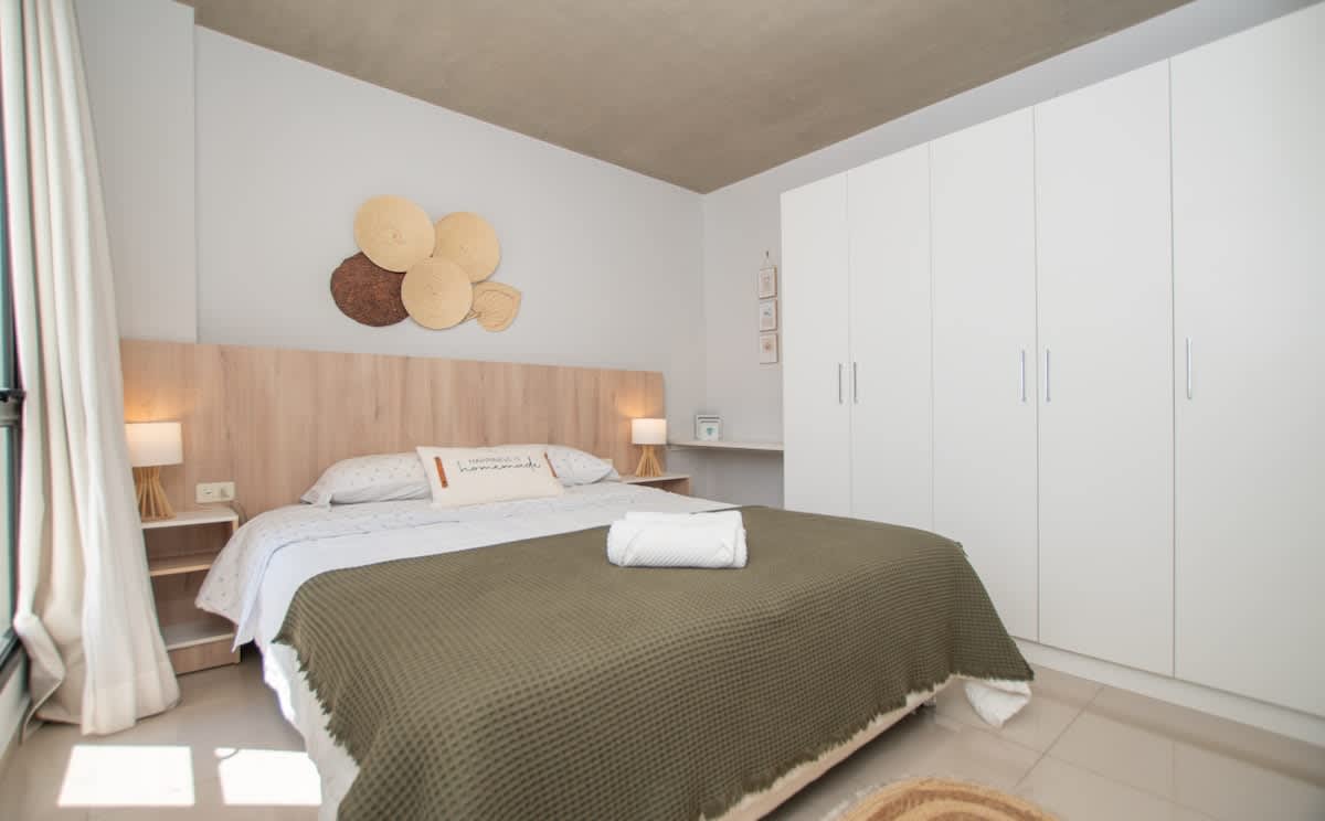 6cfbb0a4 5640 45 gOzt6