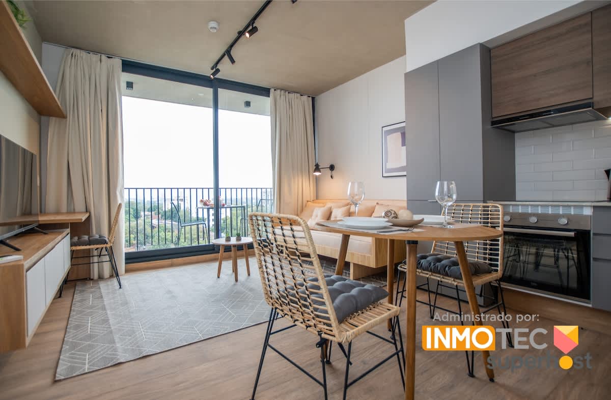 e745f701 23a7 48 Vef5W