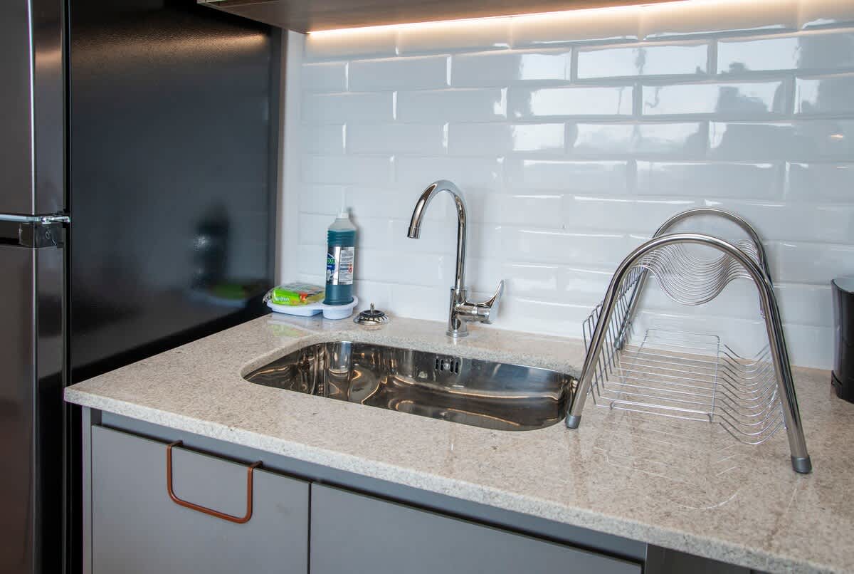 24ad197d e3aa 44 GH02