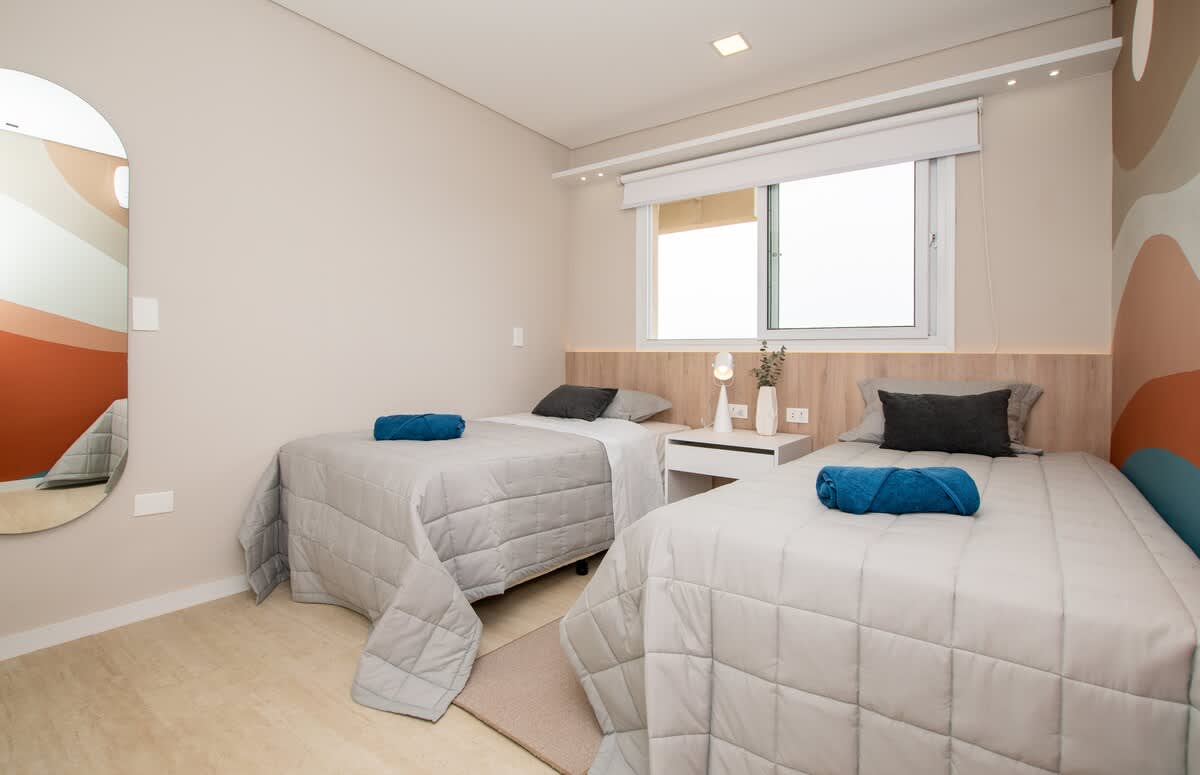 8bec7b54 b19e 40 Za0YQ