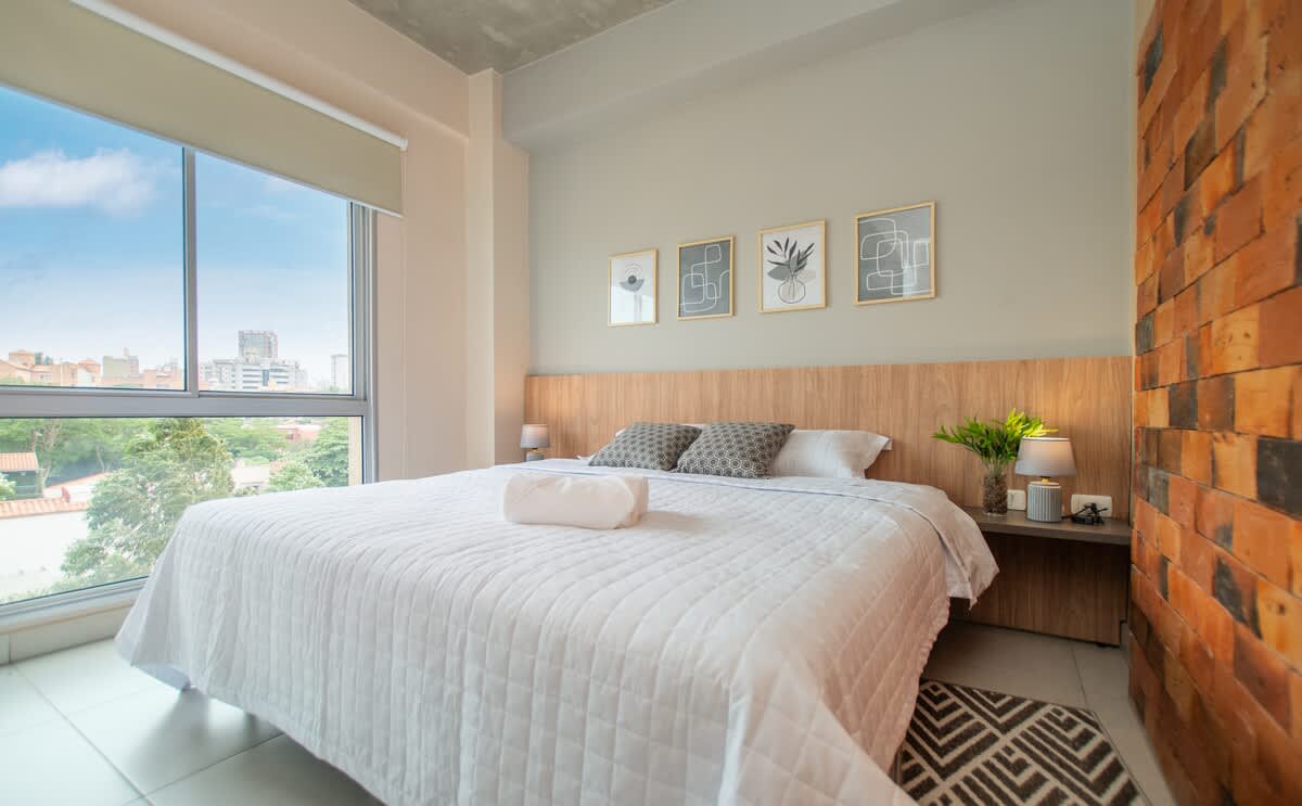 3cb1789c 89ae 4d IqE4T