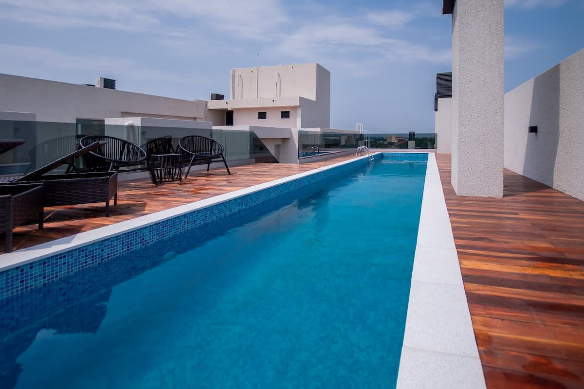 e3882f06 e348 4c uSbPz