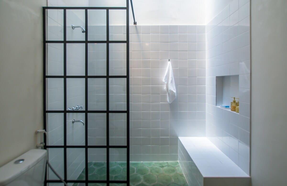 b0c27dbd 7ad0 4d YNLqN