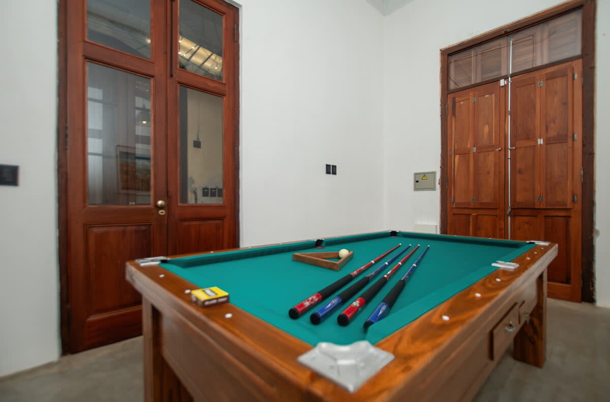 bfc48850 0c6e 44 yPV2l