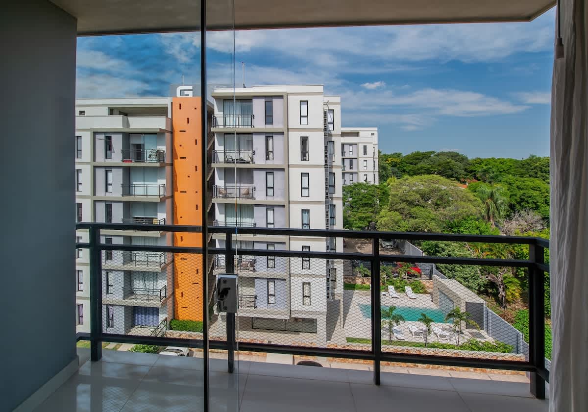 d9f272c2 99f1 4d MP 5