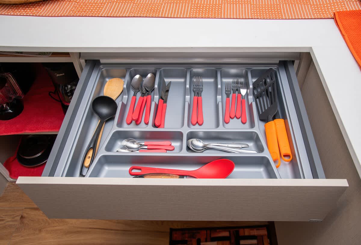 3f769f31 3d61 4a DW8 i