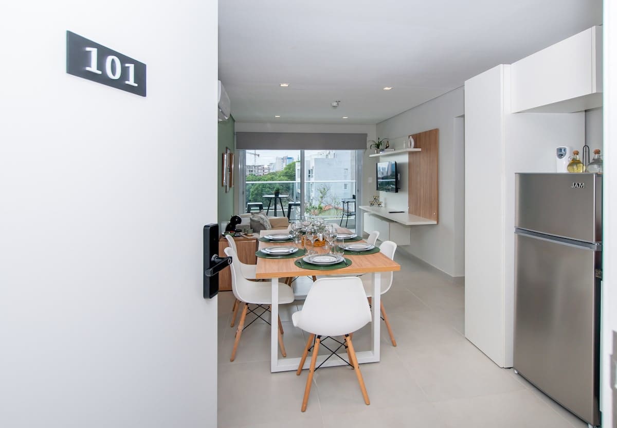 2b7224e2 f74d 44 nZGjP