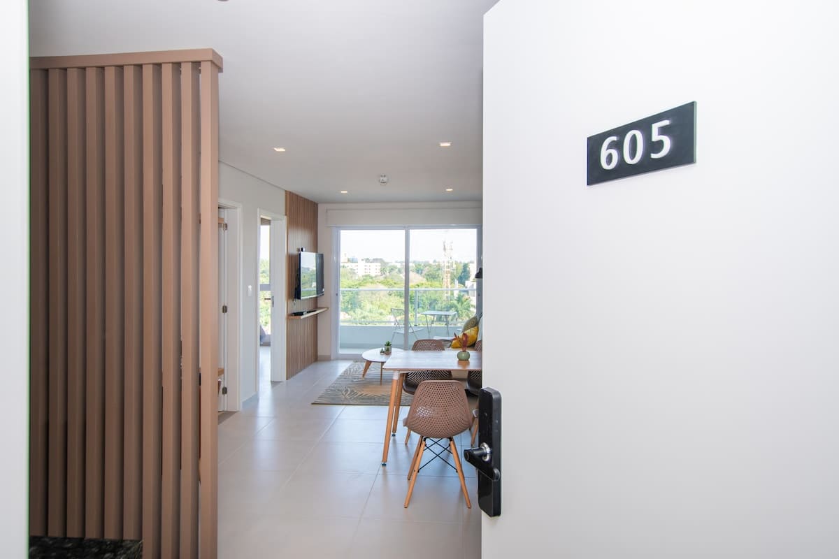 83c159d7 b65d 4f 6nCsy