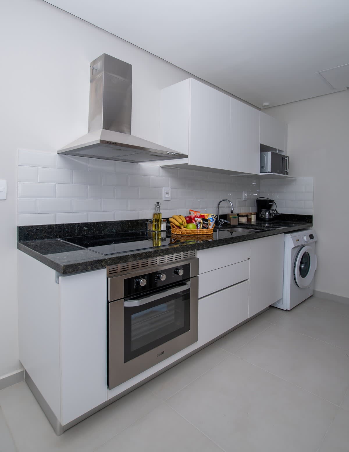 b55845ff b762 46 comWi