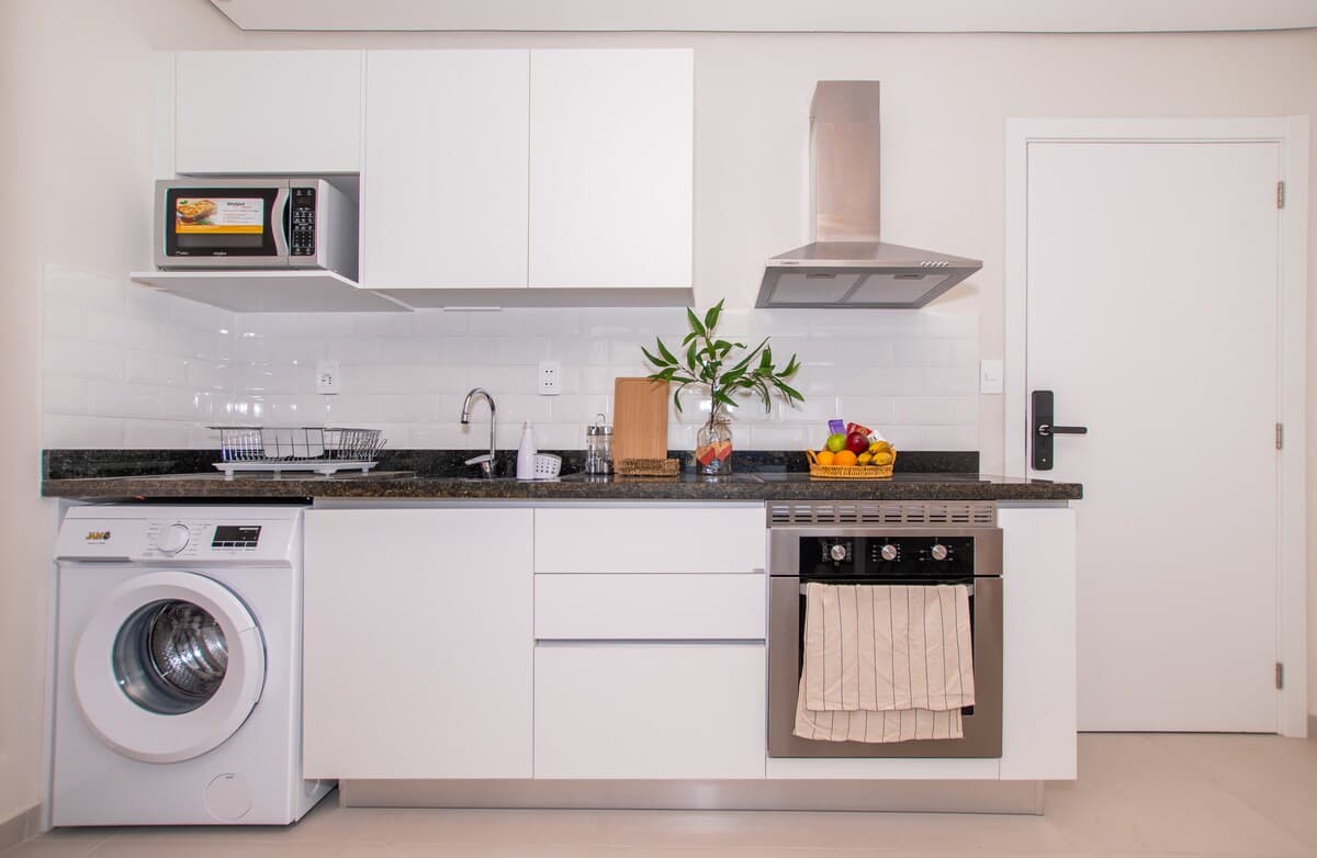 81ad4fc1 61c9 42 yaNTn