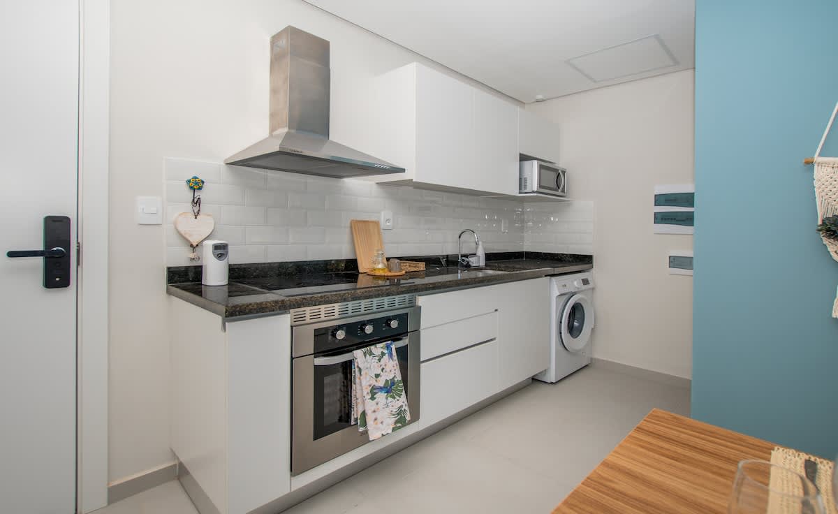 5d6c9656 4d08 45 BhhJT