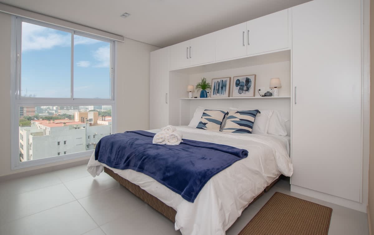 6e777cfd 44eb 4b Z4naB