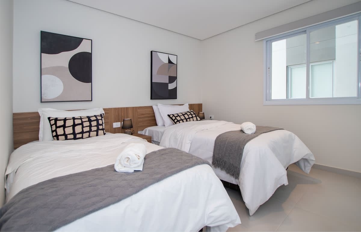 f2dbe46a 5259 4f du4y