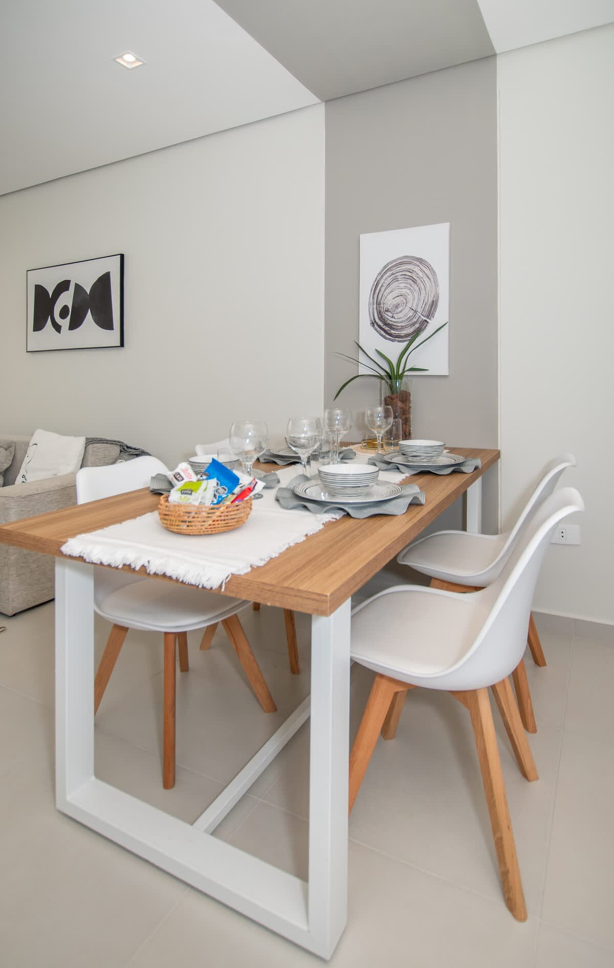 cad5fee7 40d5 4c uuuO1