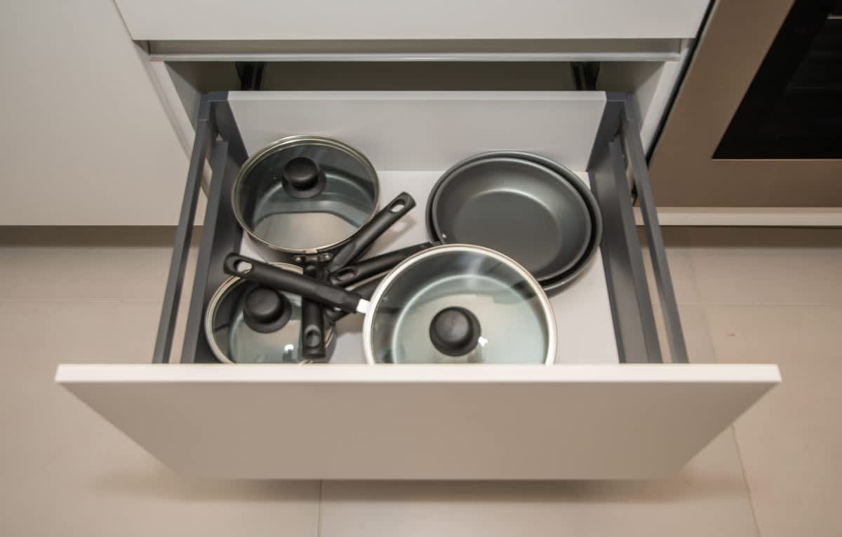 7319b6a7 2d64 44 o96R