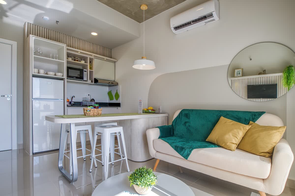 a21100e4 6430 41 7IWDt