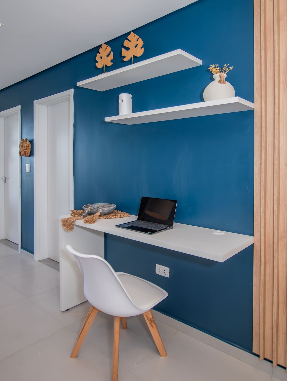 28fe699a bbf1 4a lE cT