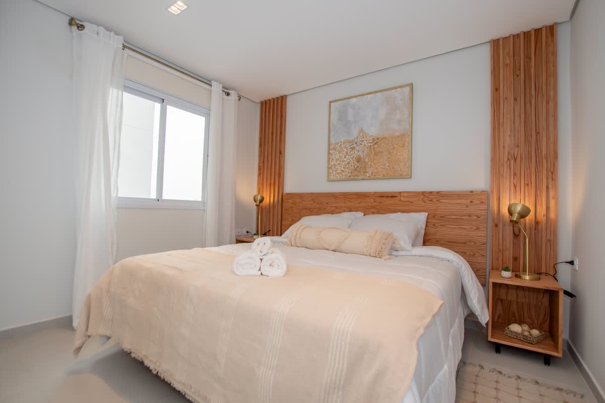 3183a79f 7755 4f akd3Q