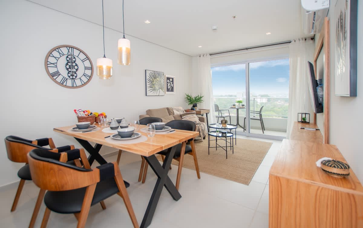 c567e90b 8933 49 BErdn