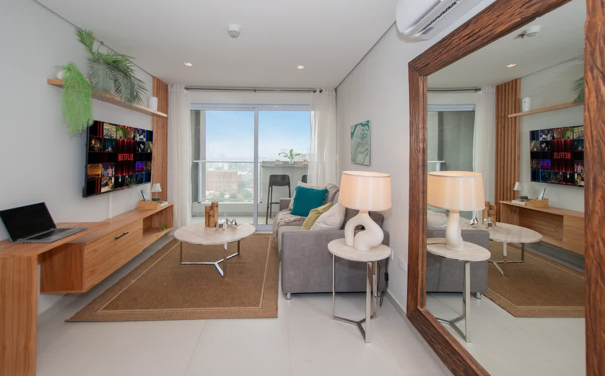 b9902629 ba22 49 vMJ4L