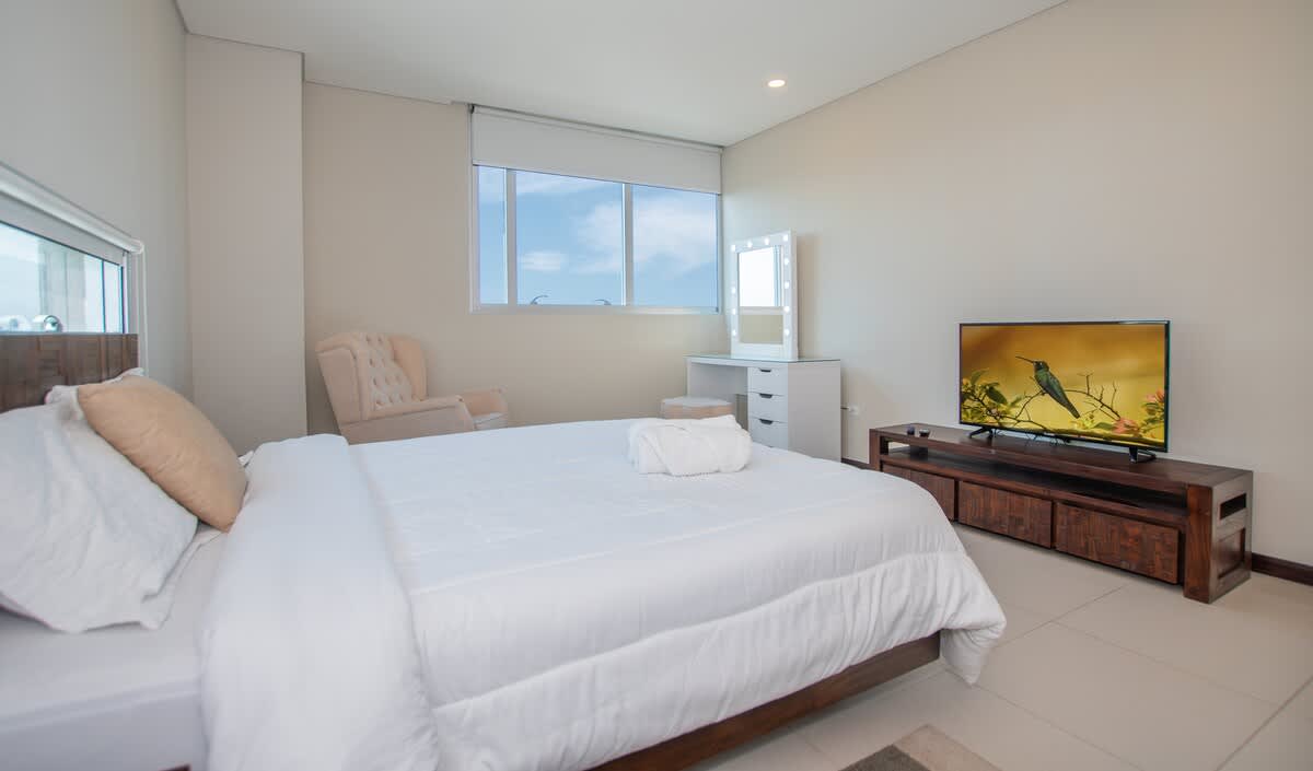 3b04e7af 3ddf 4e K DZa