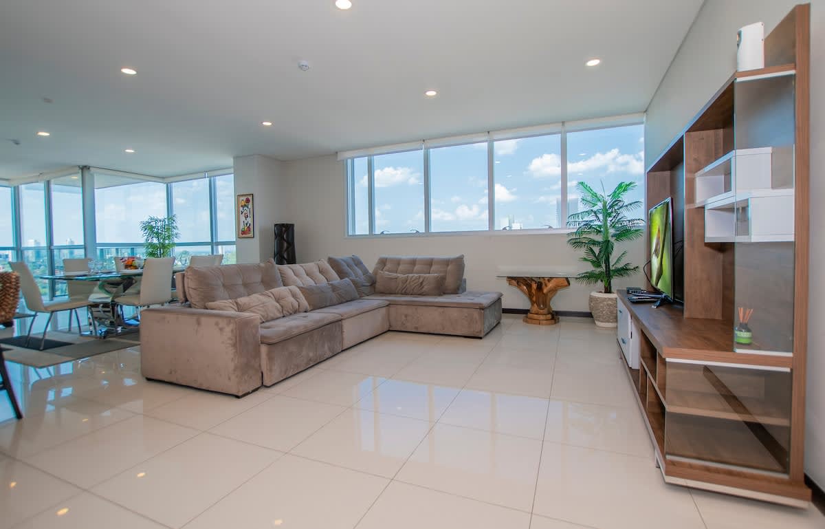 e5144af8 77fe 4d S213A