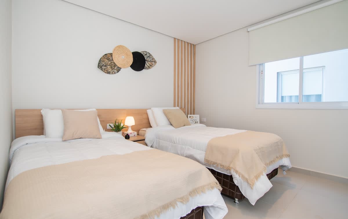 3f83f04f 9a20 4d v5cA8