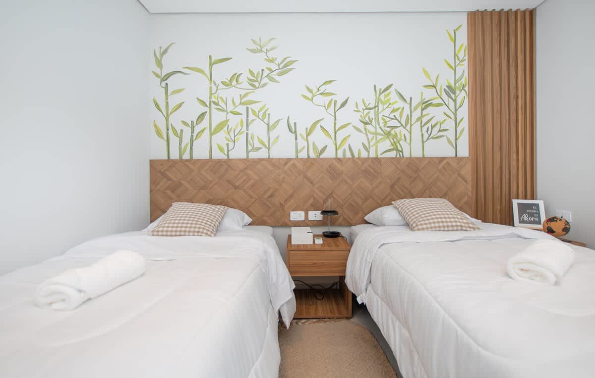 23fc505b 6f89 42 pYCq3