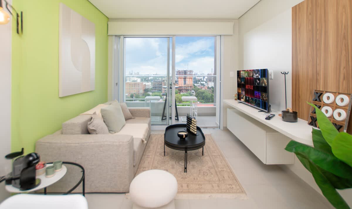 fb0bbc4b a1ee 4c KHbCN