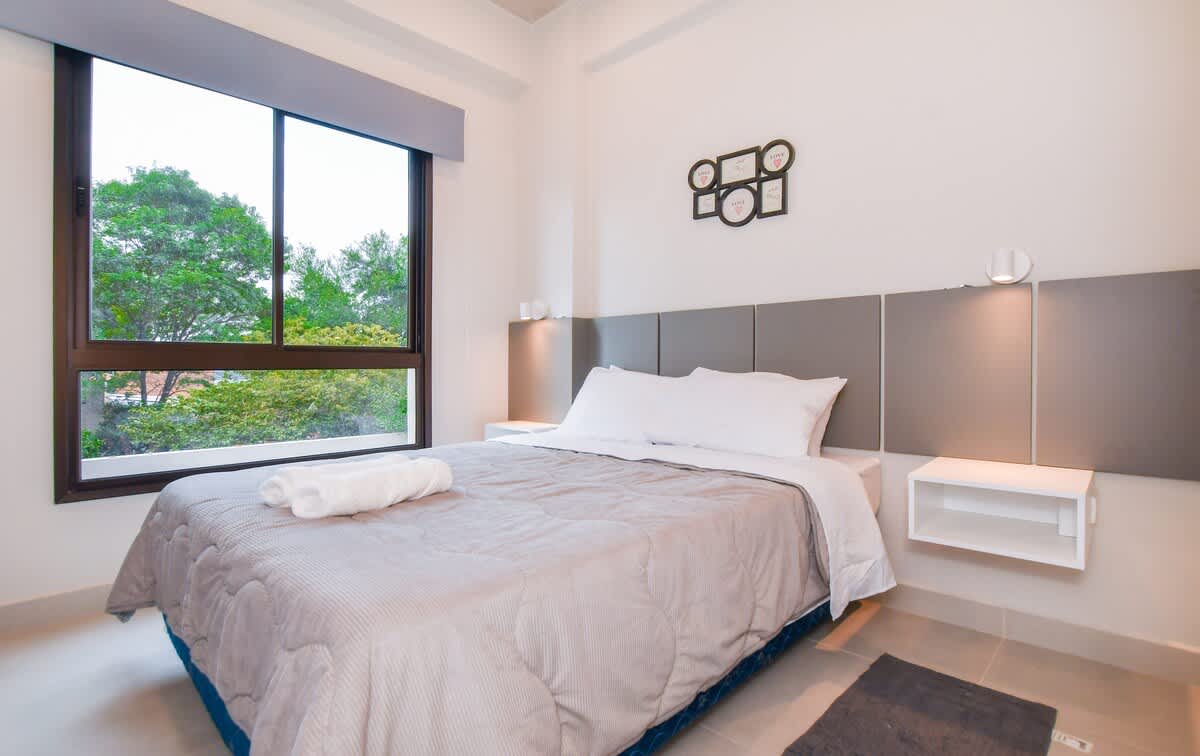 b60ea959 b0f5 4d UygzP