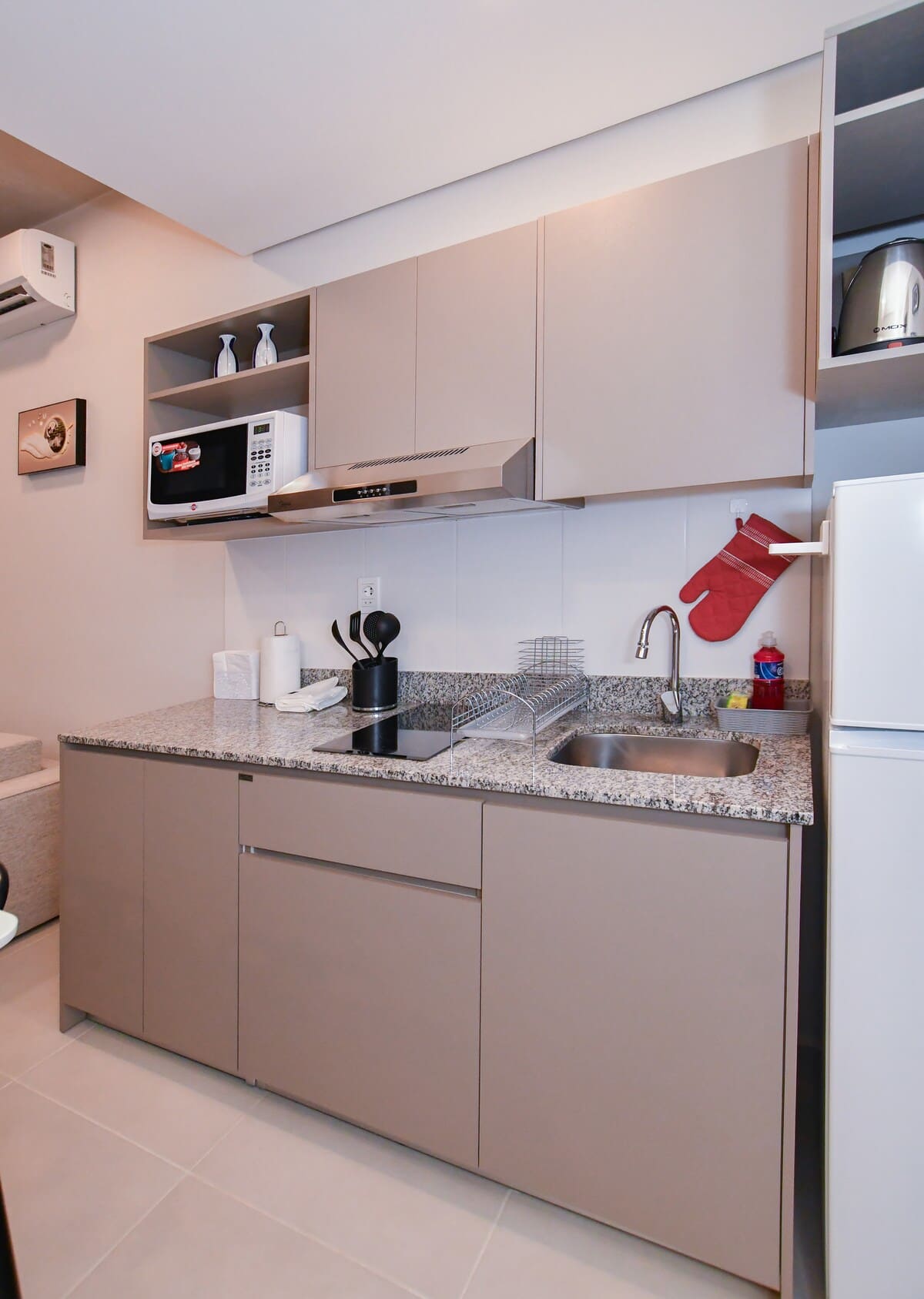 68bb3188 1fb7 4b Qqe2M