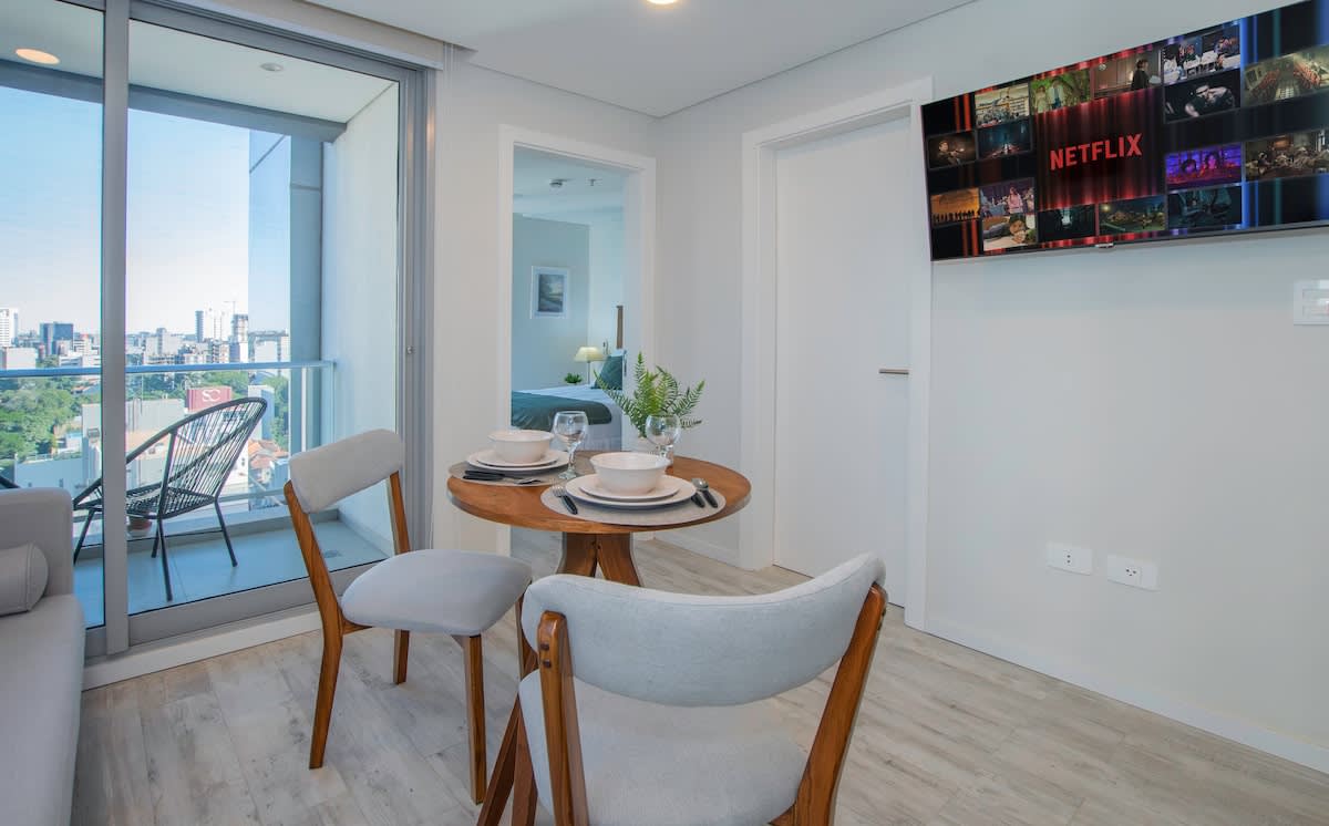 87e06efb c01e 4d quJw