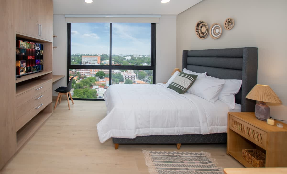 ed8d3f00 3fe3 44 0dmYK