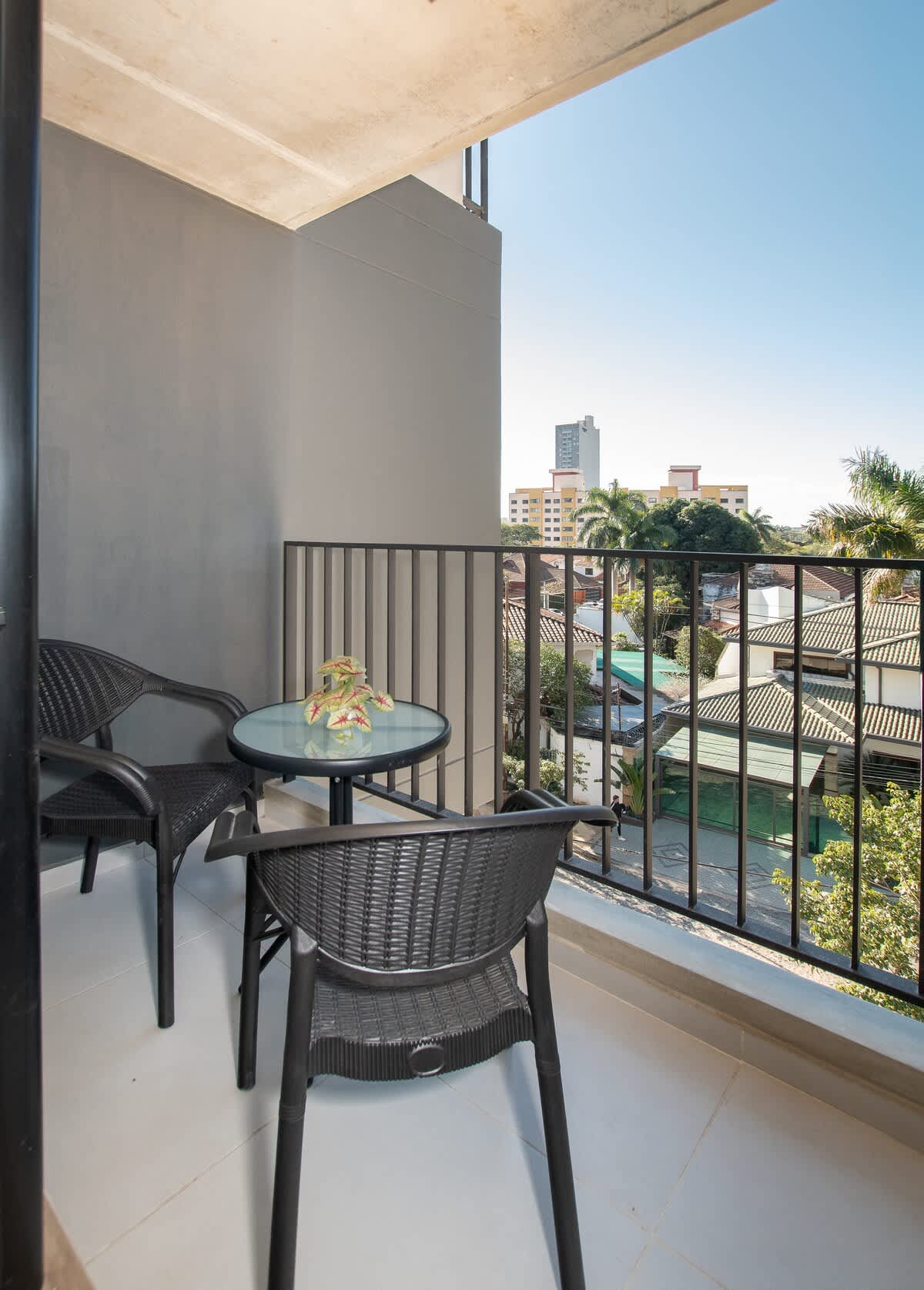 83359db2 8302 41 q jz8