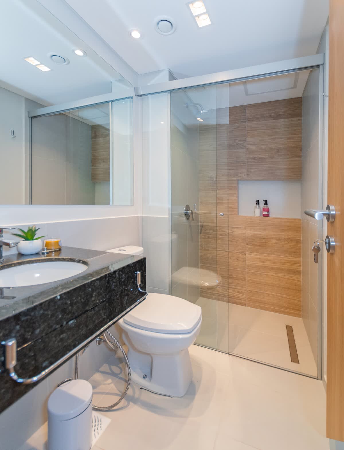 7f1d5ba4 b0ab 4b Pvrh