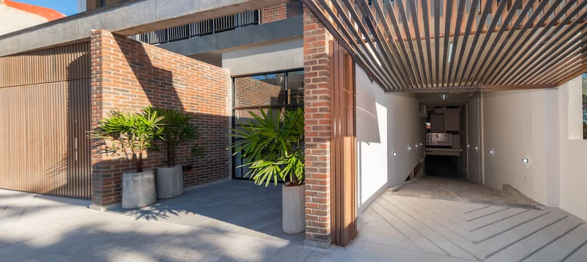 c4f72ff1 df7a 47 F yP5