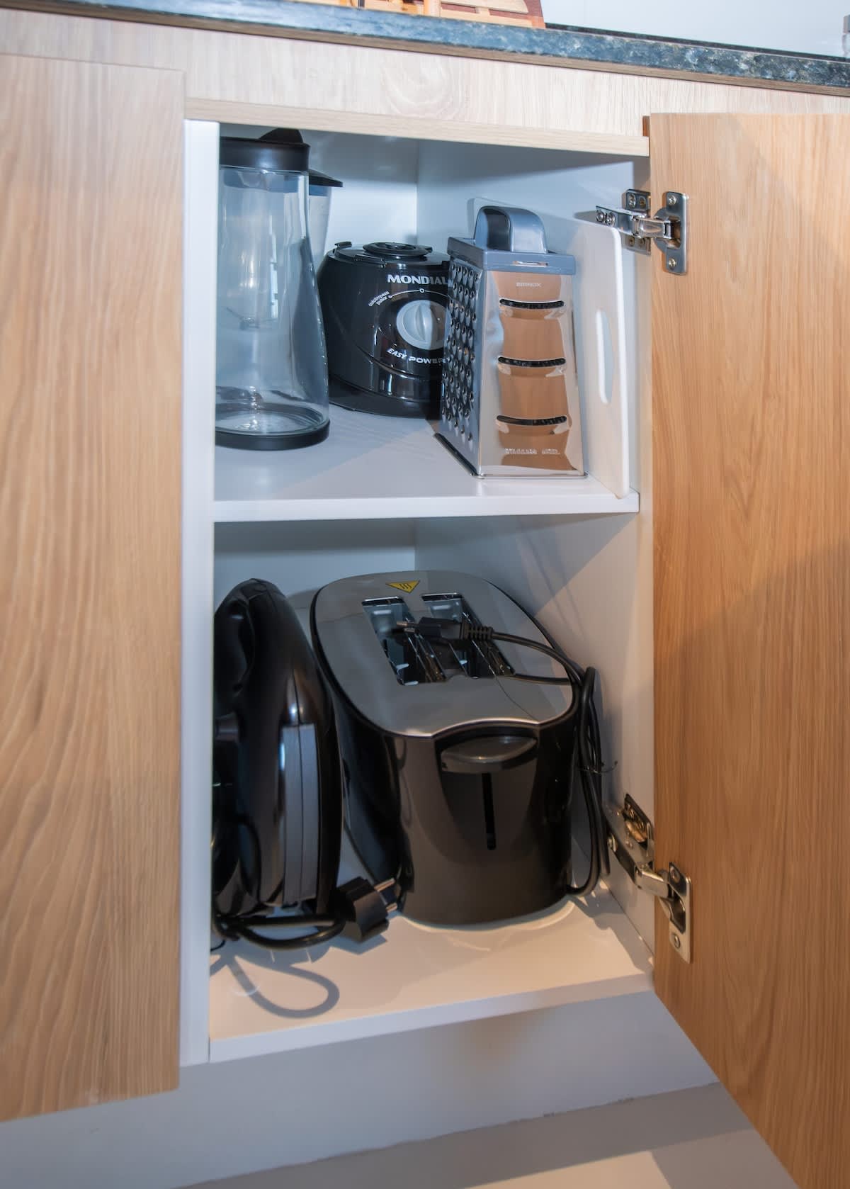 e85ce24a b57a 49 Yu 2k