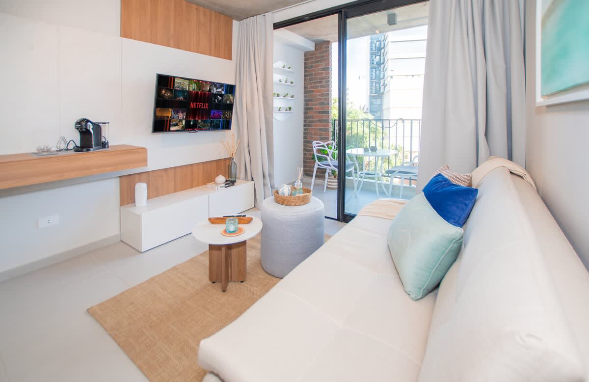 eda6d2fb 5aab 42 NB7vi