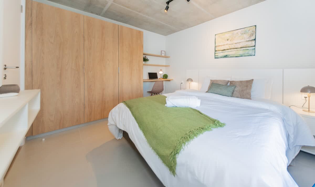 e47893d1 7912 4e 2W y