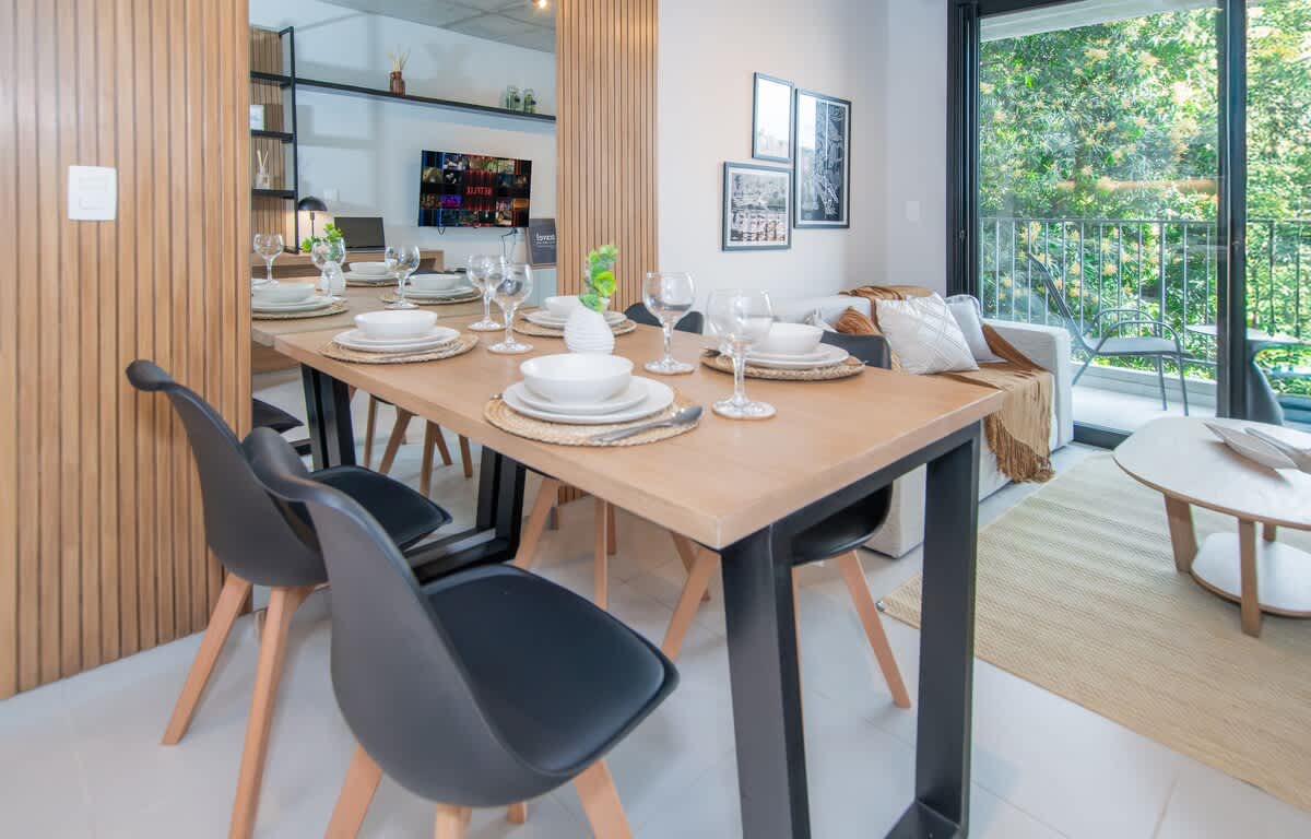 4fb40595 7880 4f iHeG